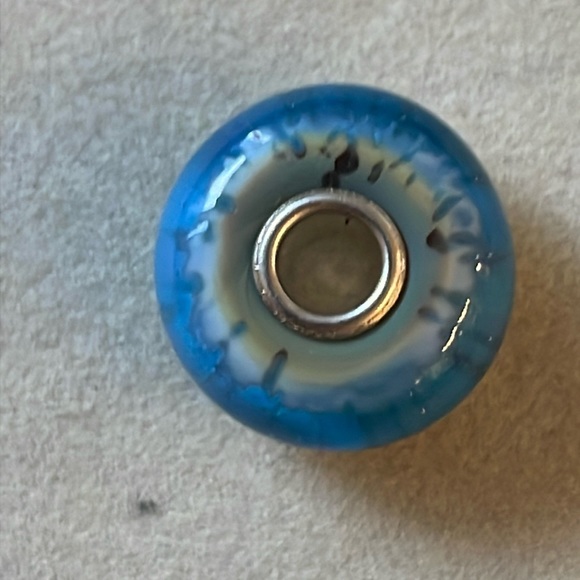 Trollbeads glass bead - Picture 1 of 3